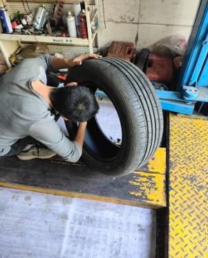 青島地區(qū)汽車(chē)救援補(bǔ)胎搭電技術(shù)服務(wù)詳解